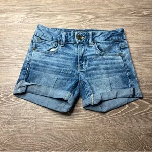 American Eagle Midi Womens Size 2 Denim Blue Jean Shorts Cuffed